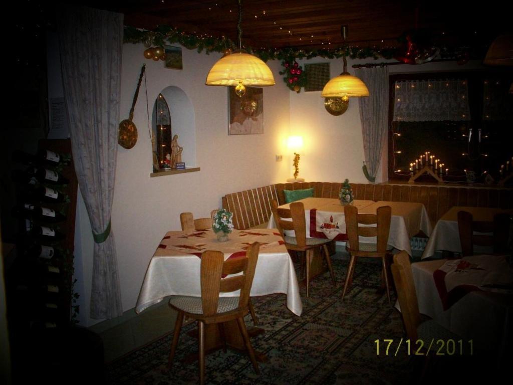 Zum Fliegenden Hollander Hostal Zwiesel Habitación foto