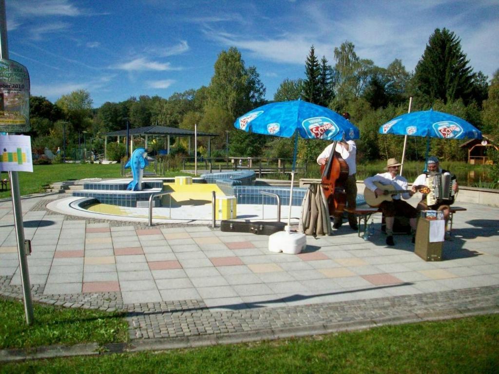 Zum Fliegenden Hollander Hostal Zwiesel Exterior foto
